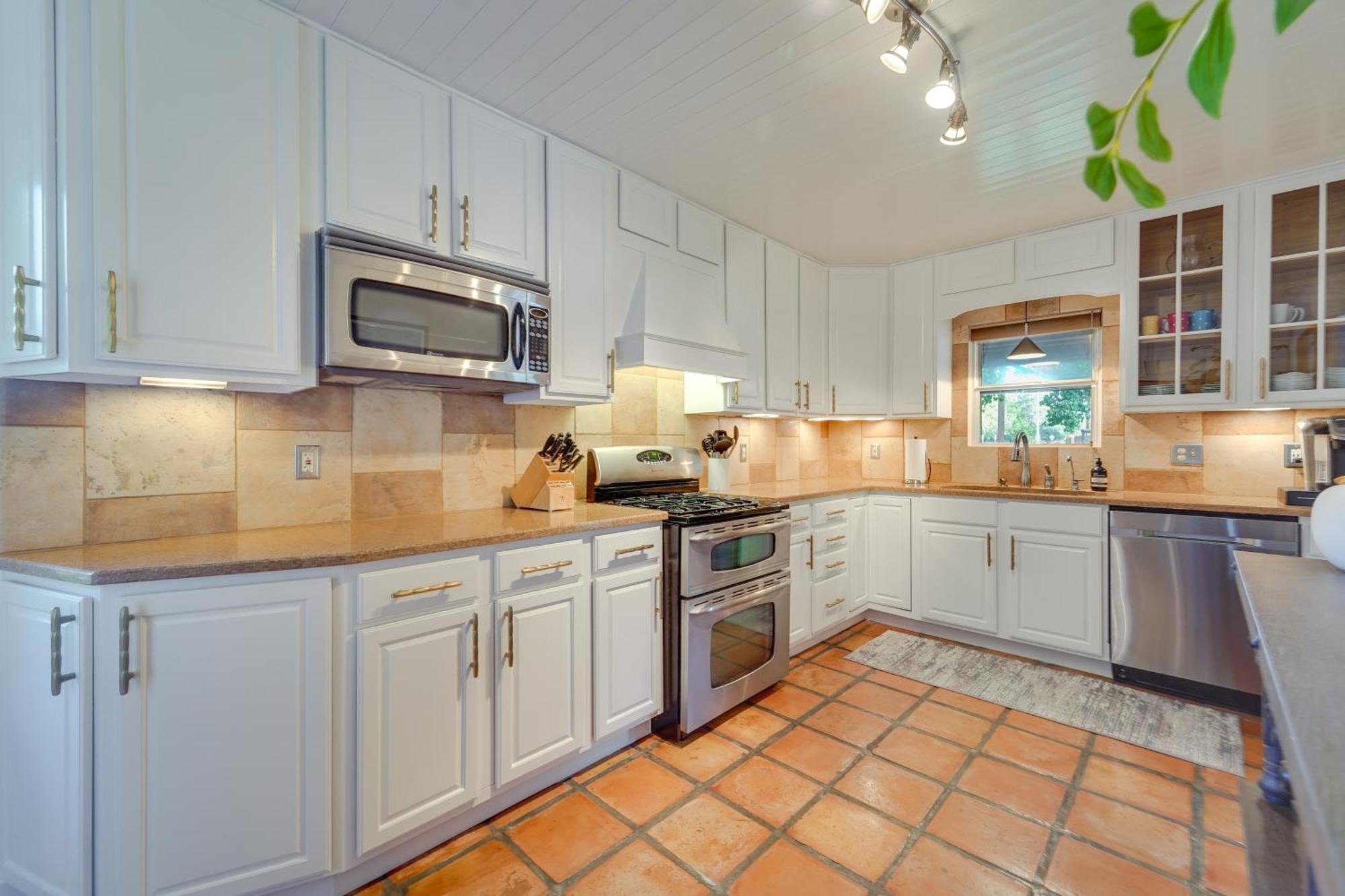 Lovely Lubbock Home With Furnished Deck And Grill Exterior photo