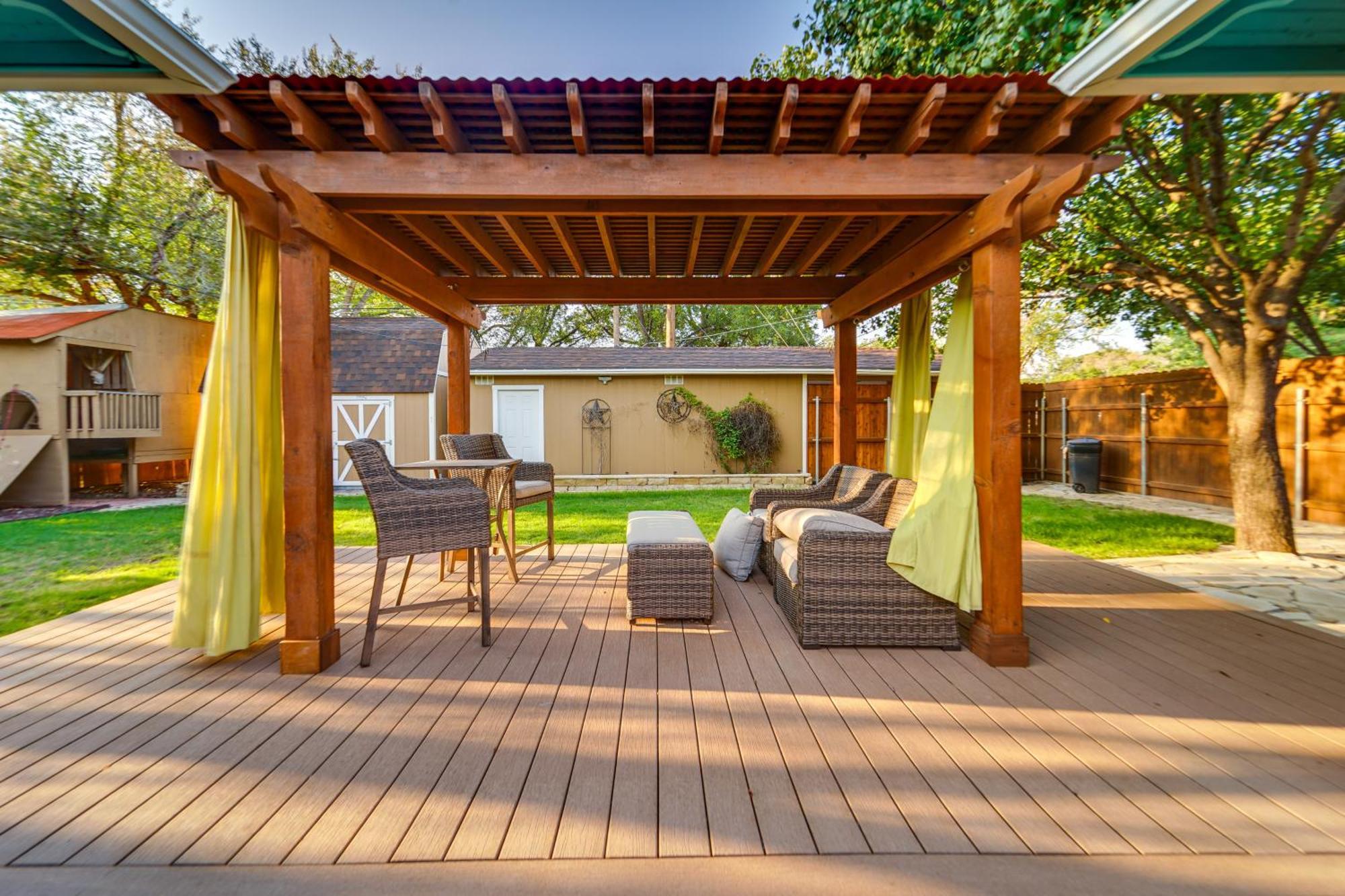 Lovely Lubbock Home With Furnished Deck And Grill Exterior photo