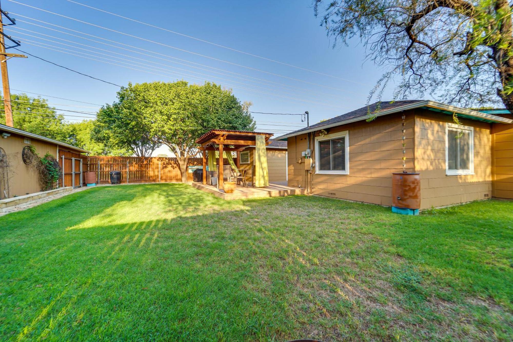 Lovely Lubbock Home With Furnished Deck And Grill Exterior photo
