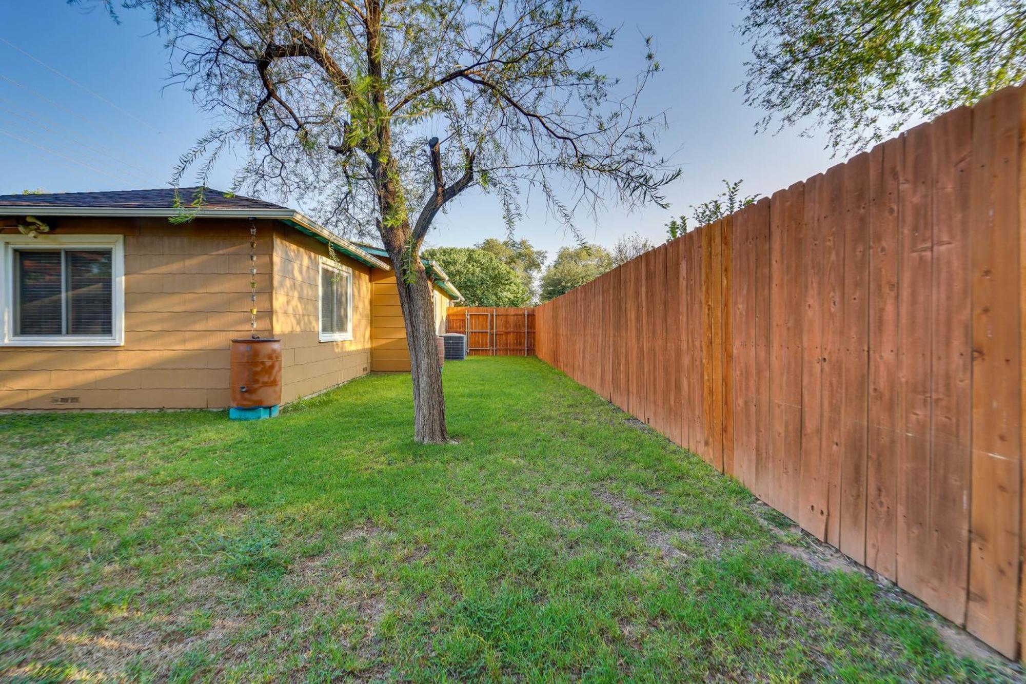 Lovely Lubbock Home With Furnished Deck And Grill Exterior photo